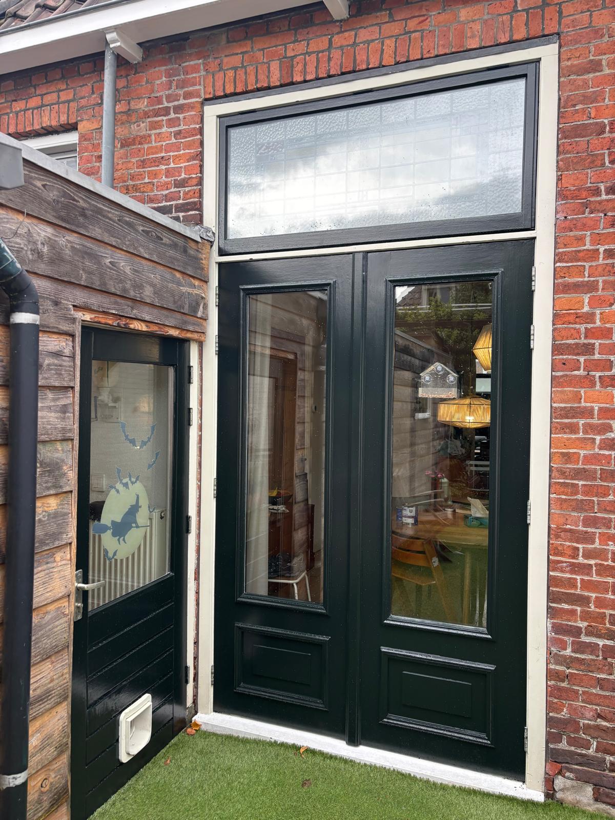 Garden door painted - exterior painting Groningen - Stef werkt